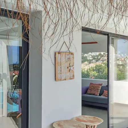 Casa Santi - Luxury Home- For 8 Guests Villa